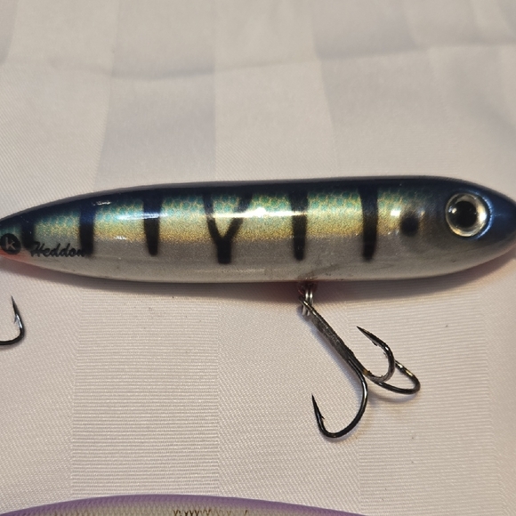 Vibrant Fishing Lure Collection - Silver, Yellow, Blue - Picture 2 of 12